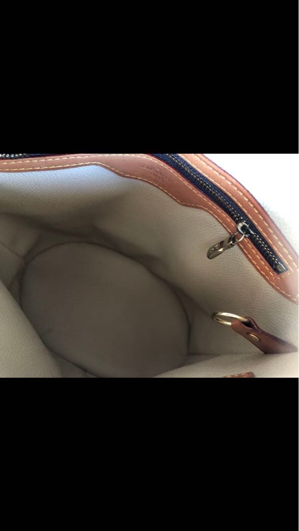 LOUIS VUITTON モノグラムバッグ