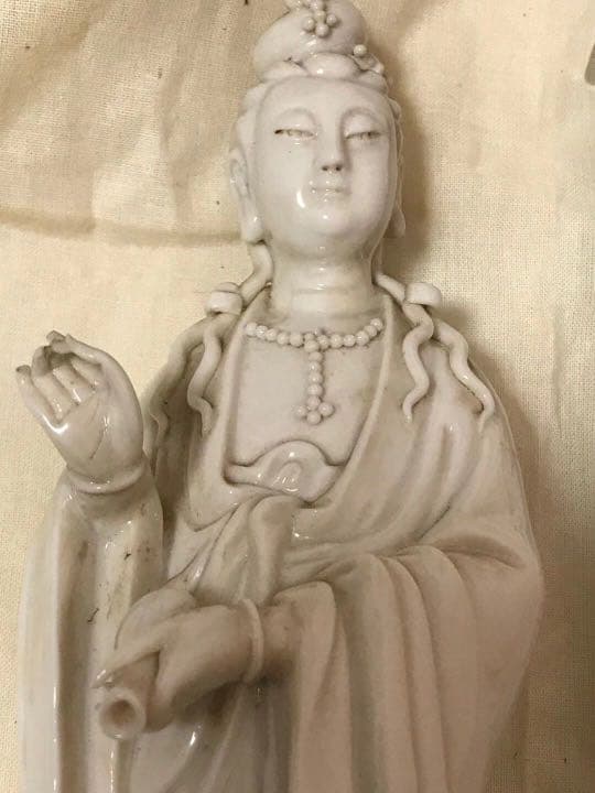 白瓷観音様　時代箱付