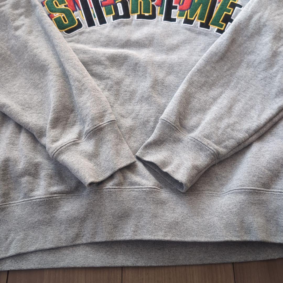 Supreme グレー ロゴプリント トレーナー