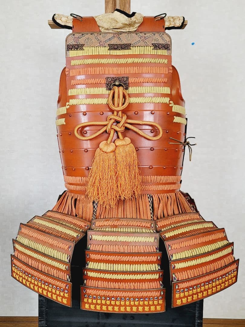 伝統的日本甲冑　赤備え　鎧兜　甲冑　武具　具足　鎧　兜　等身大