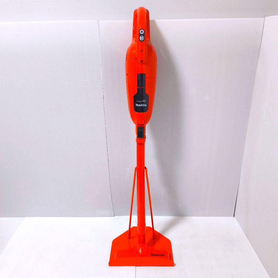 【送料無料】マキタ 充電式クリーナー ターボ・60 スタンド付 CL113FD