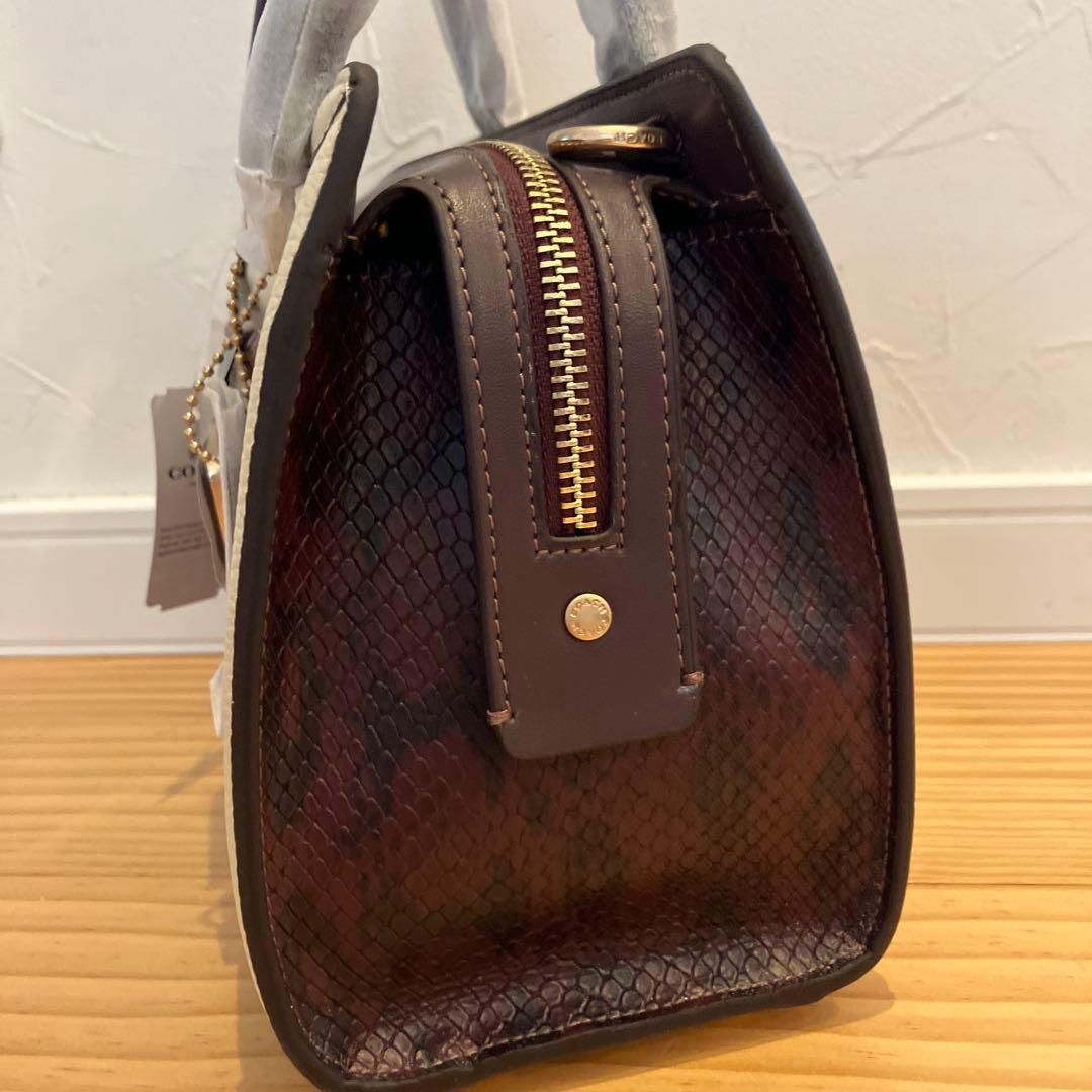 Coach ハンドバッグ ショルダーバックブラウン/アイボリー　ヘビ柄