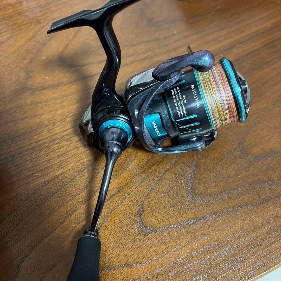 Daiwa Emeraldas RX FC LT2500S スピニングリール