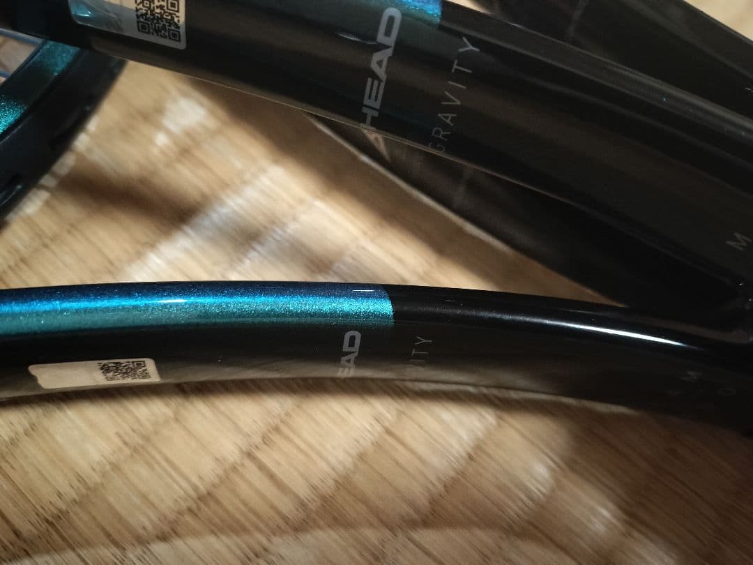 現行　グラビティ　ヘッド　HEAD　テニスラケット