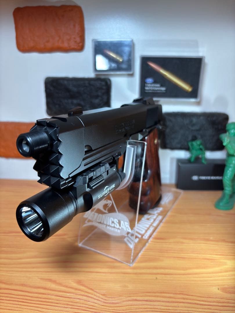 東京マルイ　ストライクウォーリア　内外装カスタム　リアル刻印入りスライド