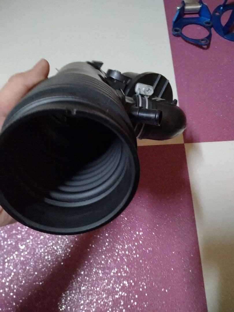 レクサス純正サウンドジェネレーター　期間短くかなり良品　心地の良いサウンド