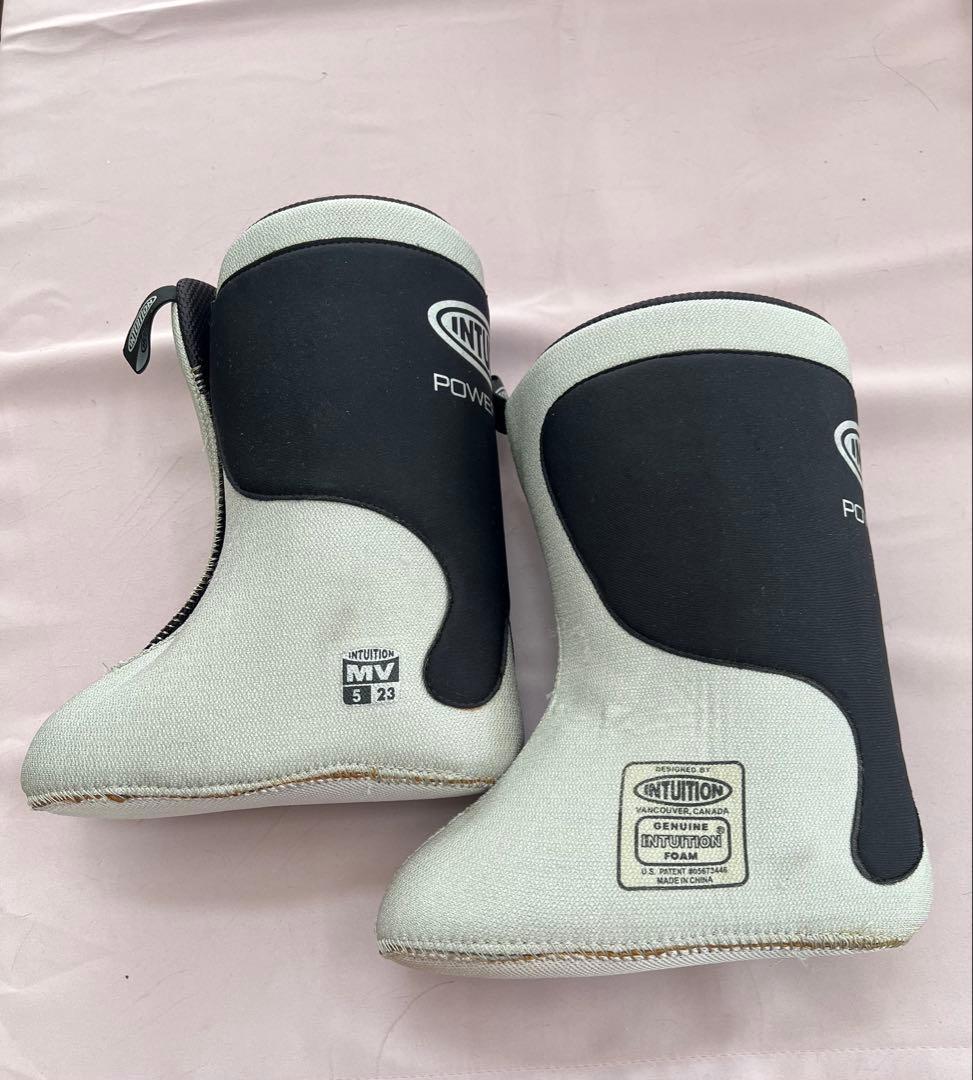 Intuition Power スノーボードインナー