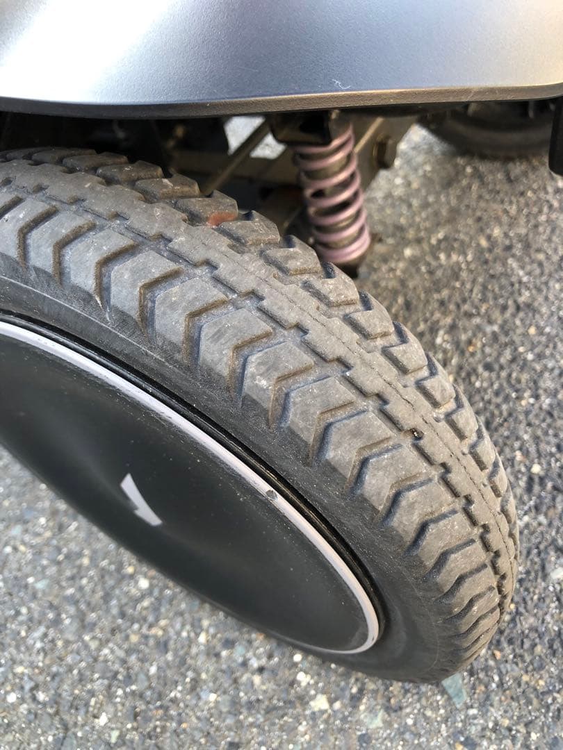 WHILL　Model S　4輪スクーター　電動車いす　　赤色　フルオプション