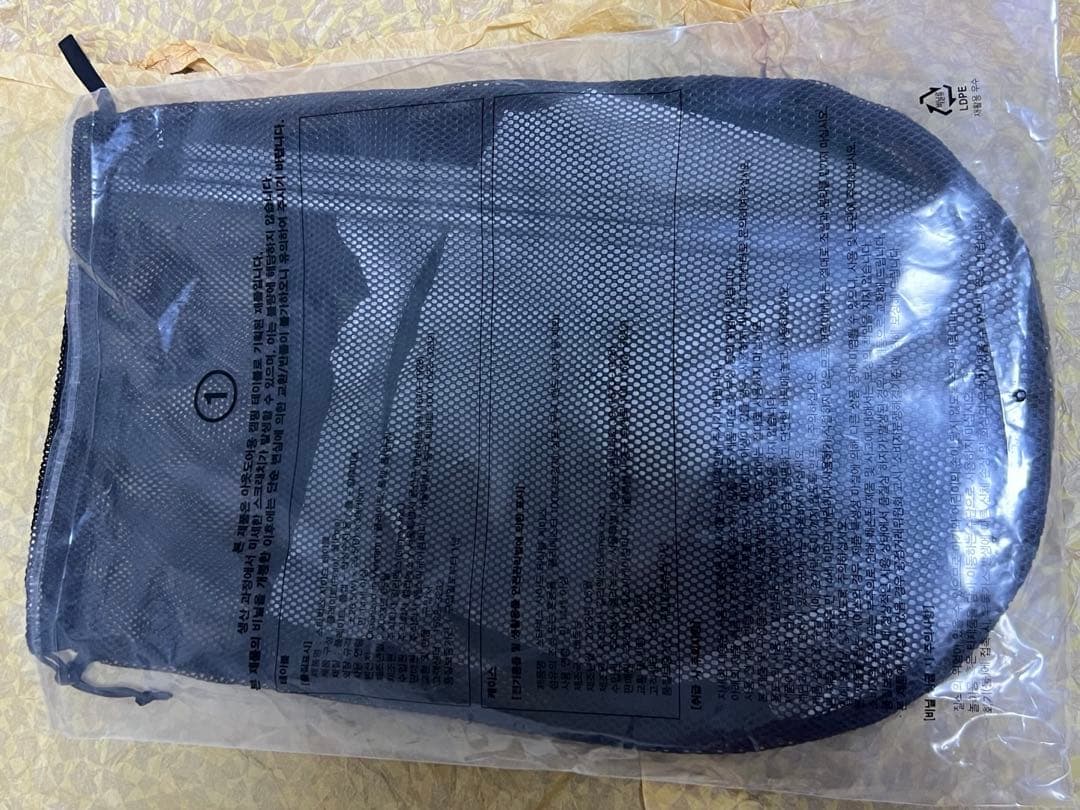 韓国スターバックス　ヘリノックス　サイドテーブル　アウトドアテーブル　グリーン