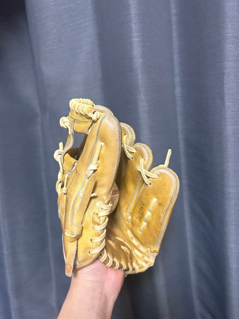 アシックス ゴールドステージ硬式内野手用グローブ 良型 即戦力‼️