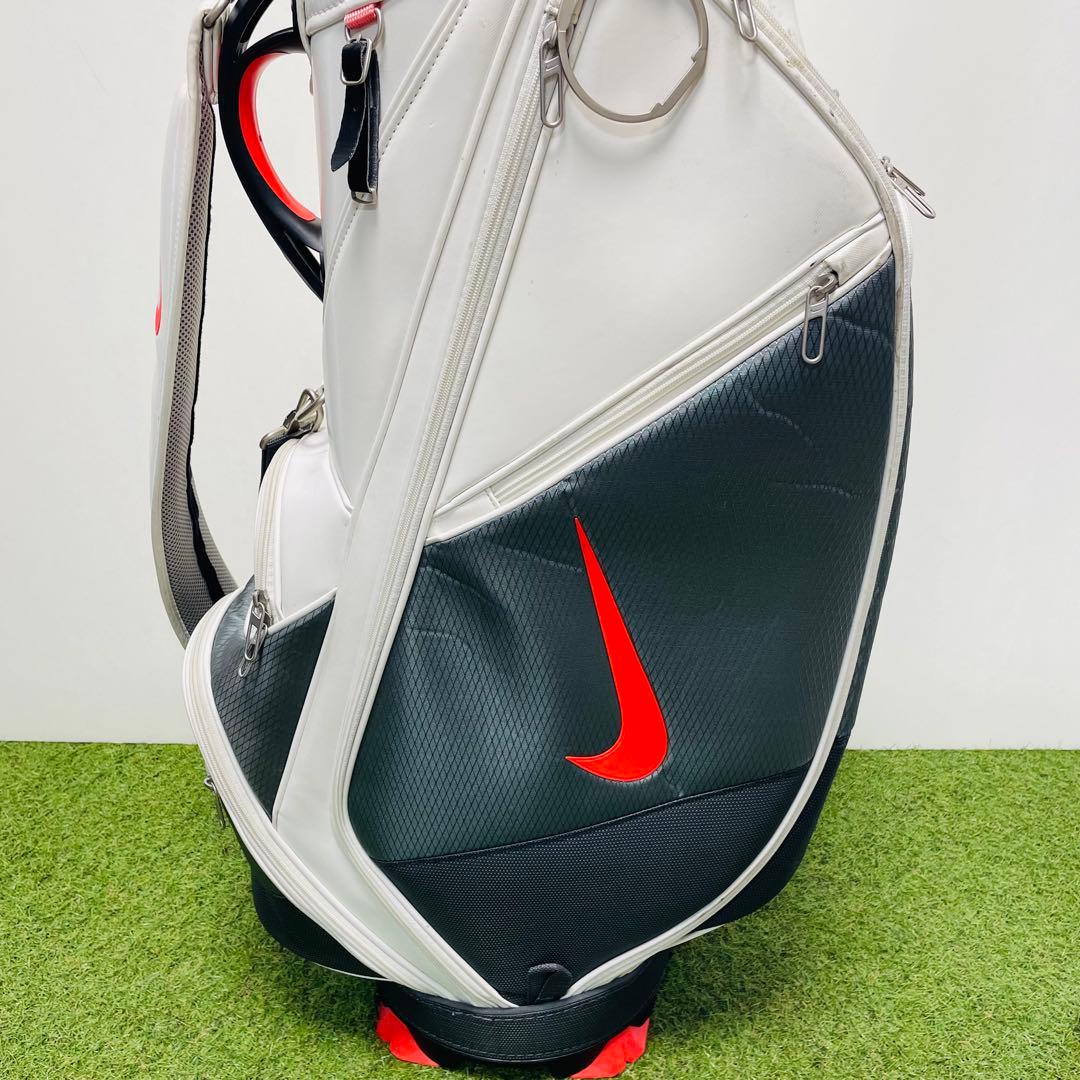 Nike ゴルフキャディバッグ ホワイト/ブラック/レッド