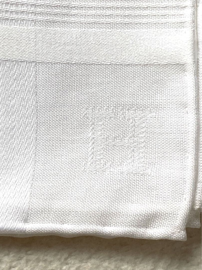 未使用タグ付　エルメス　ハンカチーフ　シャカード　Hレリーフ　ホワイト