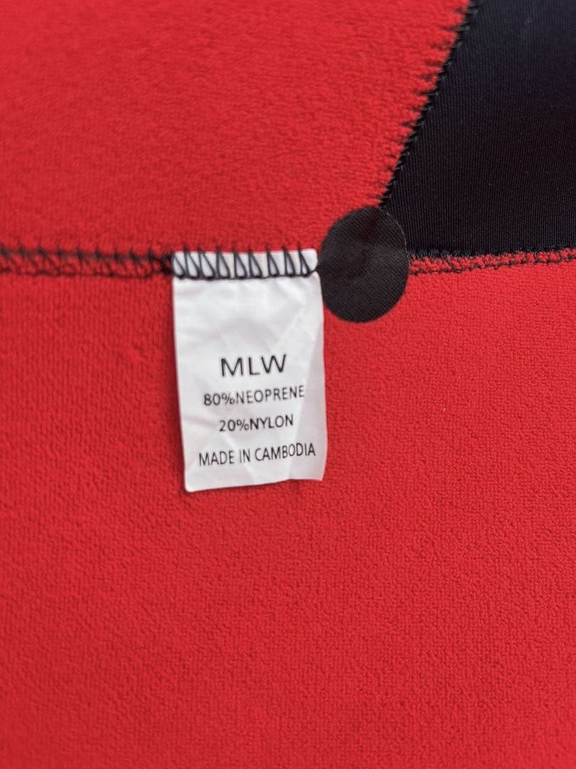 AQUAα セミドライスーツ　MLW