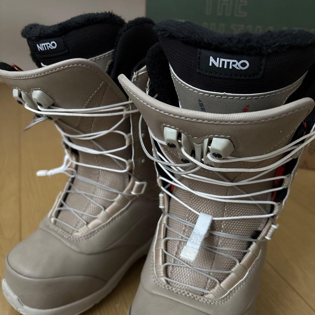 ￼NITRO CROWN TRS SAND スノーボード　ブーツ　23.5