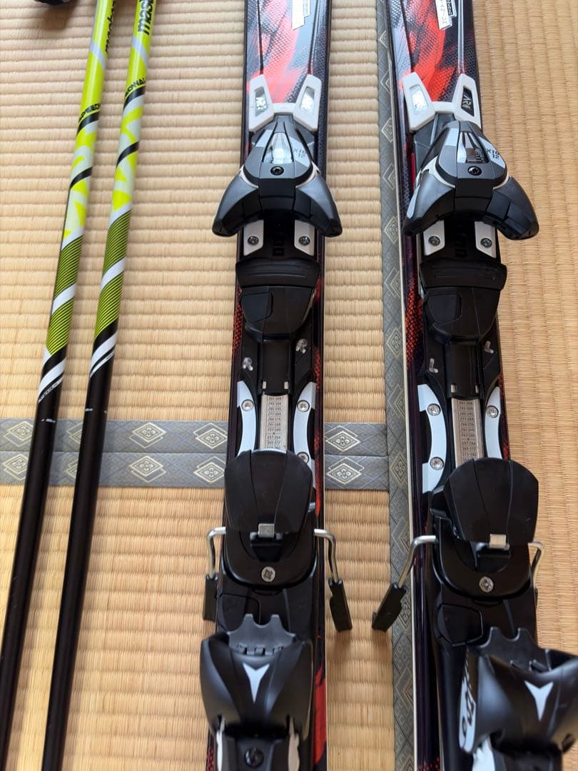 ATOMIC NOMAD オールマウンテンスキー（ポール付き）