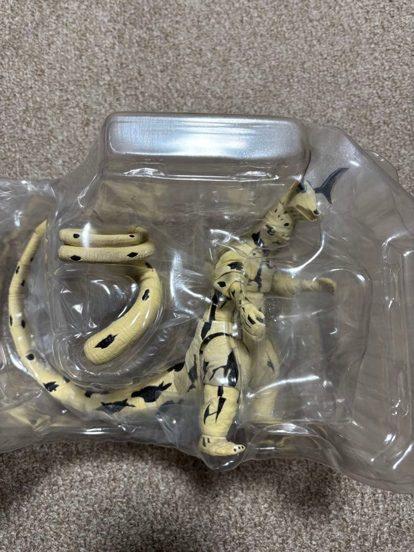 s.h.figuartsウルトラセブン&エレキング　セット 訳あり品