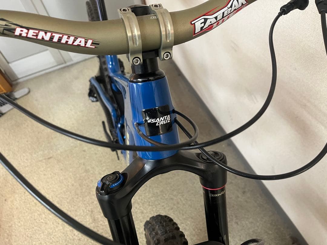 SANTA CRUZ HIGHTOWERサイズM