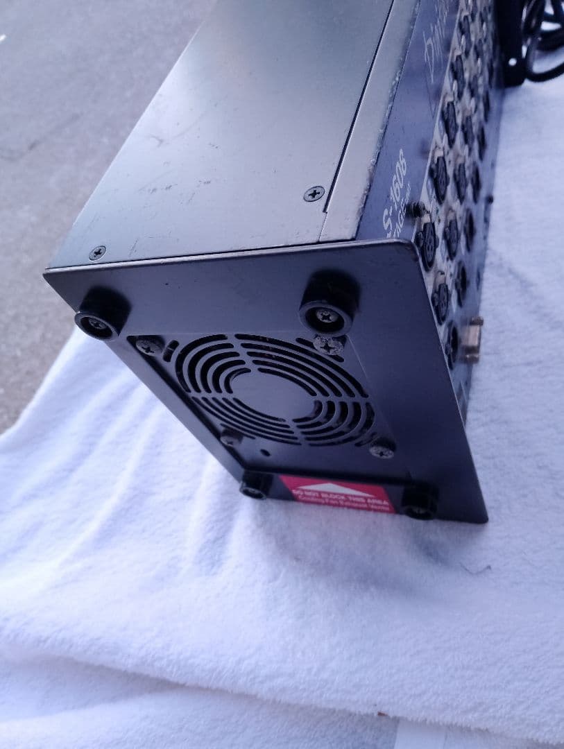 M*y様 Roland RSS S1608　デジタルスネーク　中古　ケーブルユニ