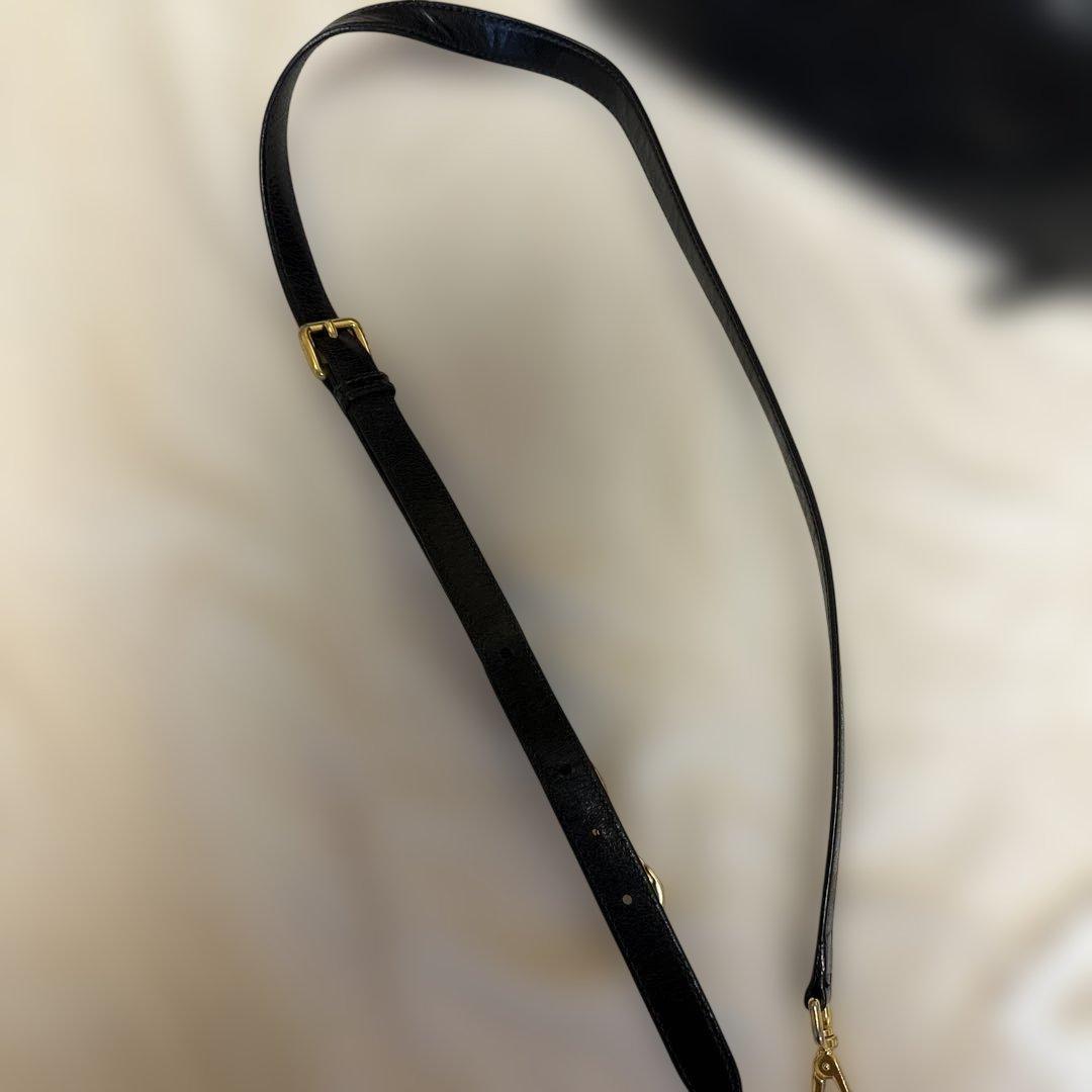 miu miu ミュウミュウ　ハンドバッグ　ショルダー　黒