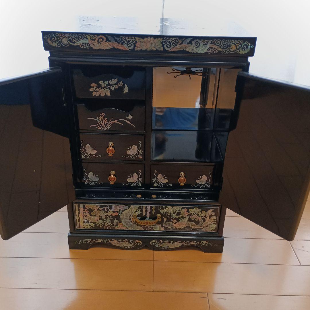 【訳あり】韓国伝統工芸 螺鈿細工 小箪笥 鳳凰・鶴・亀金具 卓上キャビネット