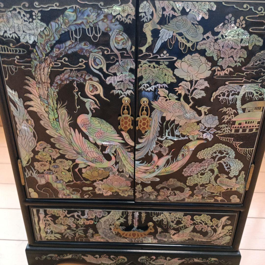 【訳あり】韓国伝統工芸 螺鈿細工 小箪笥 鳳凰・鶴・亀金具 卓上キャビネット