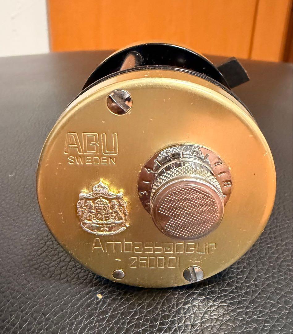 Abu 2500CI ゴールド　availドラグ付き　15日(日)20時頃削除