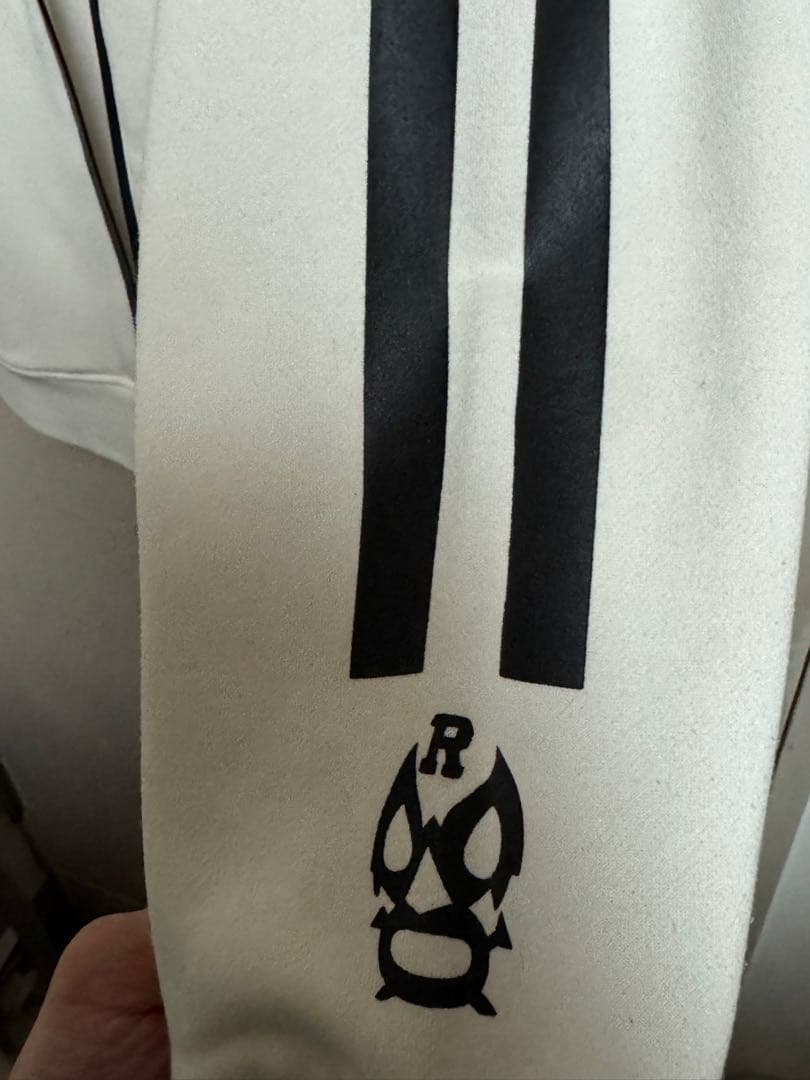 ラッセルノ　No7 ホワイト ジップアップジャケット サイズ6