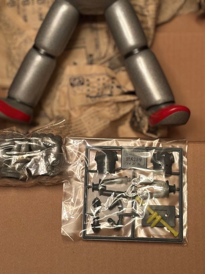 鉄人28号大きなフィギュア／オマケ付き