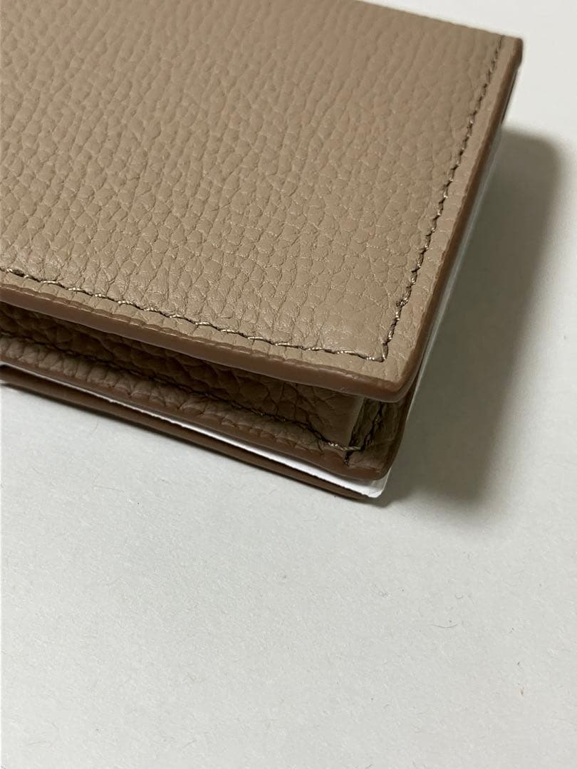 ★新品未使用★LOEWE ベージュ 名刺入れ