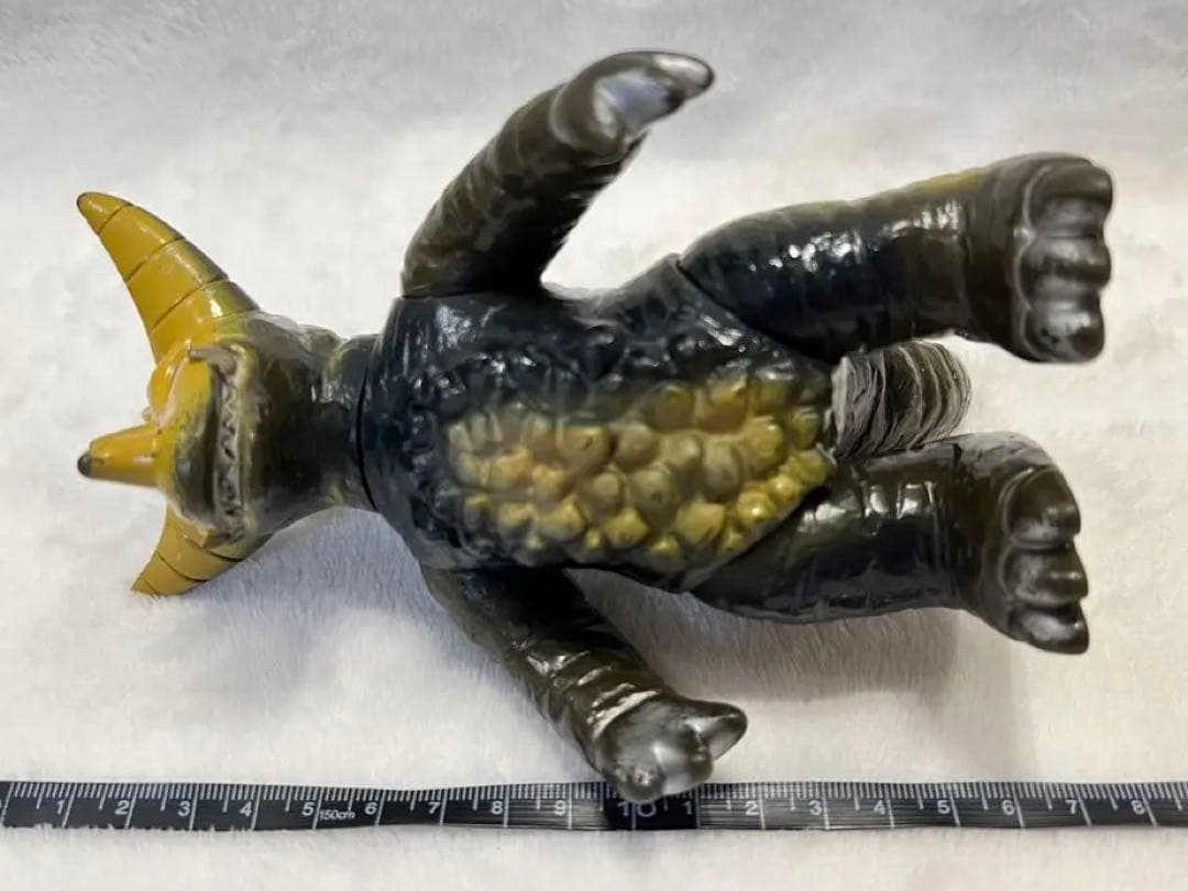 【ソフビ】ウルトラマンシリーズ 怪獣 パチ ゴモラ風