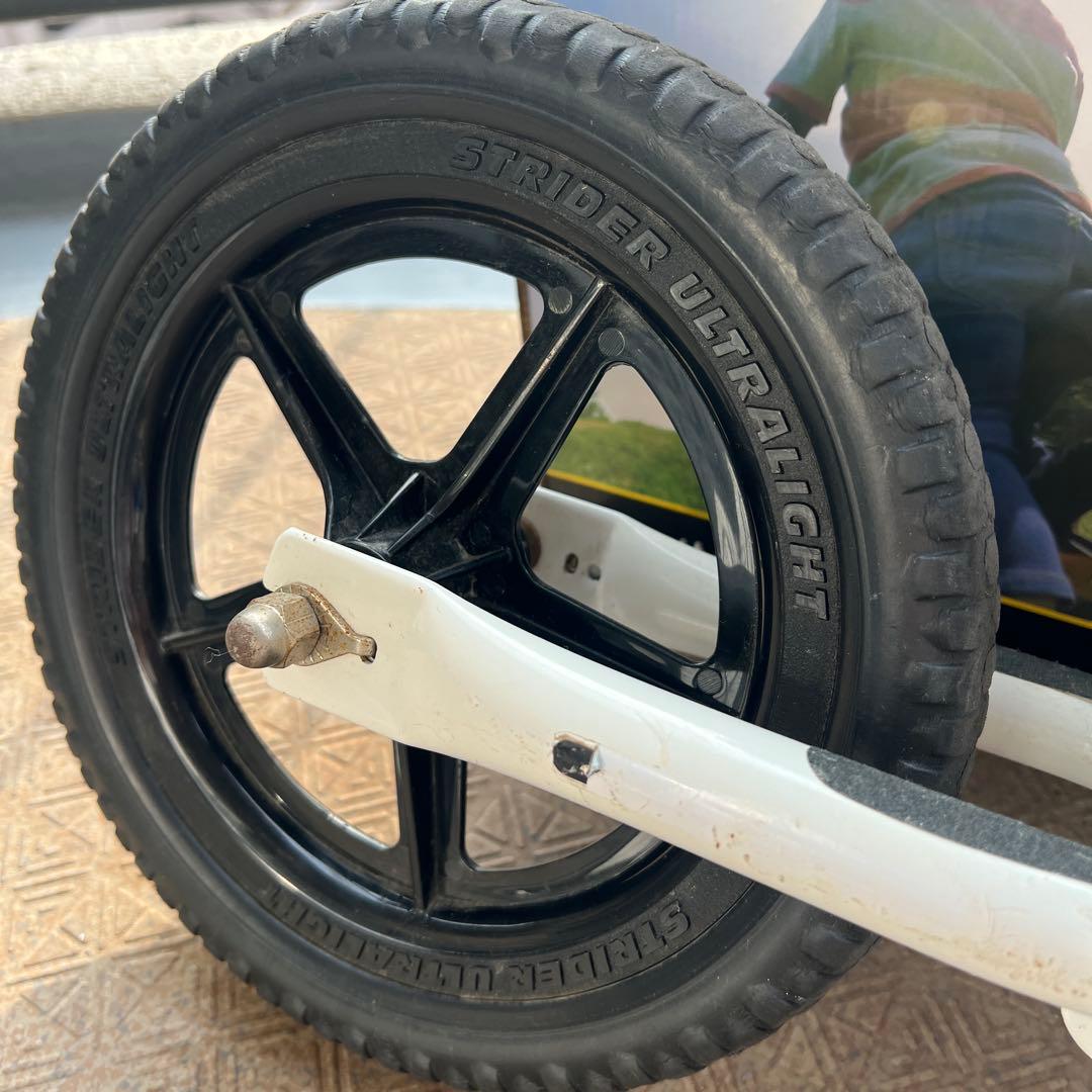 STRIDER バランスバイク ホワイト