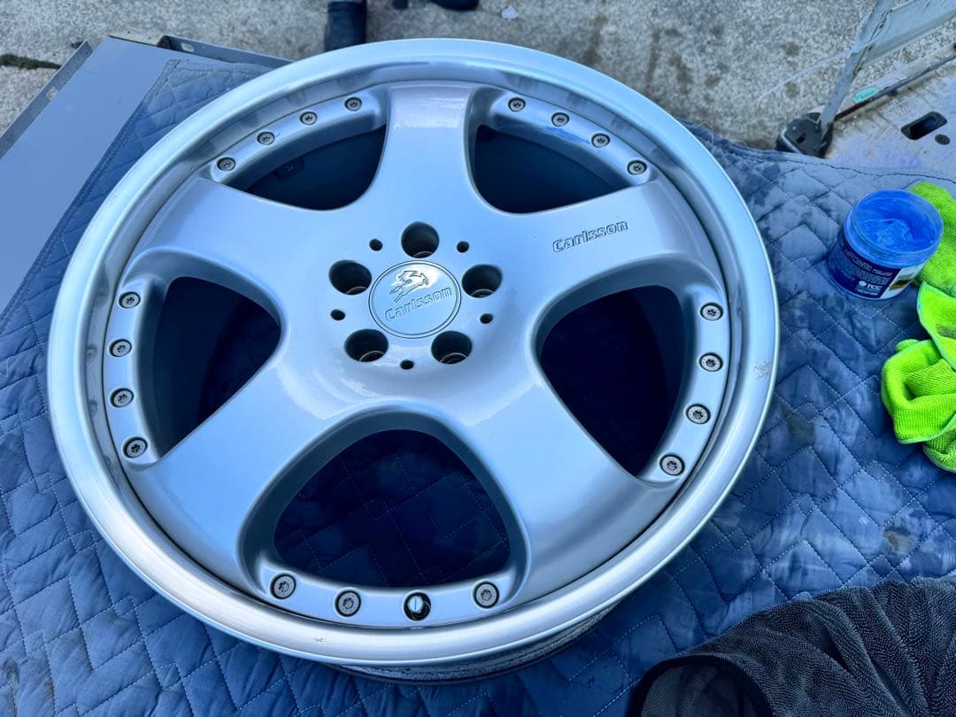 カールソン2/5 20インチホイールPCD114.3