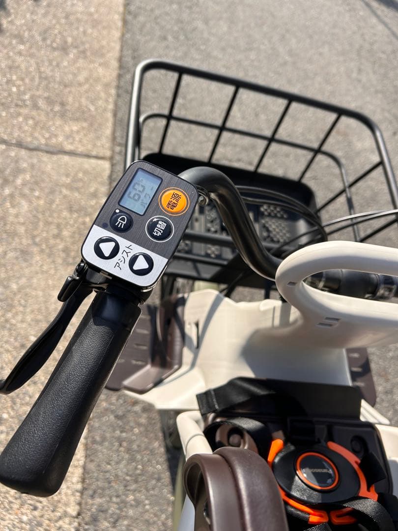 ギュットクルーム　電動アシスト自転車 チャイルドシート付　BE-FRD032