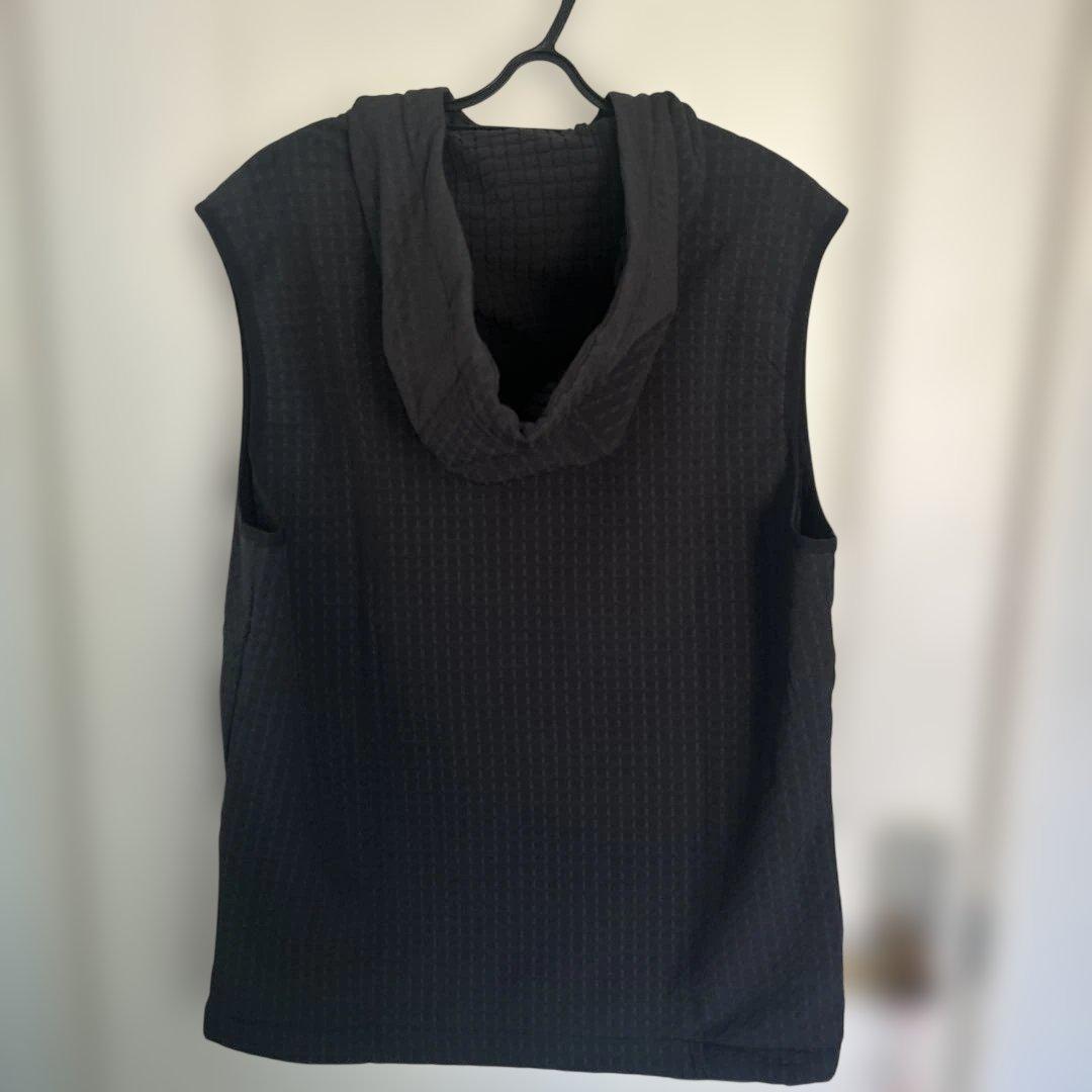 adidasハーフジップベストブラックM