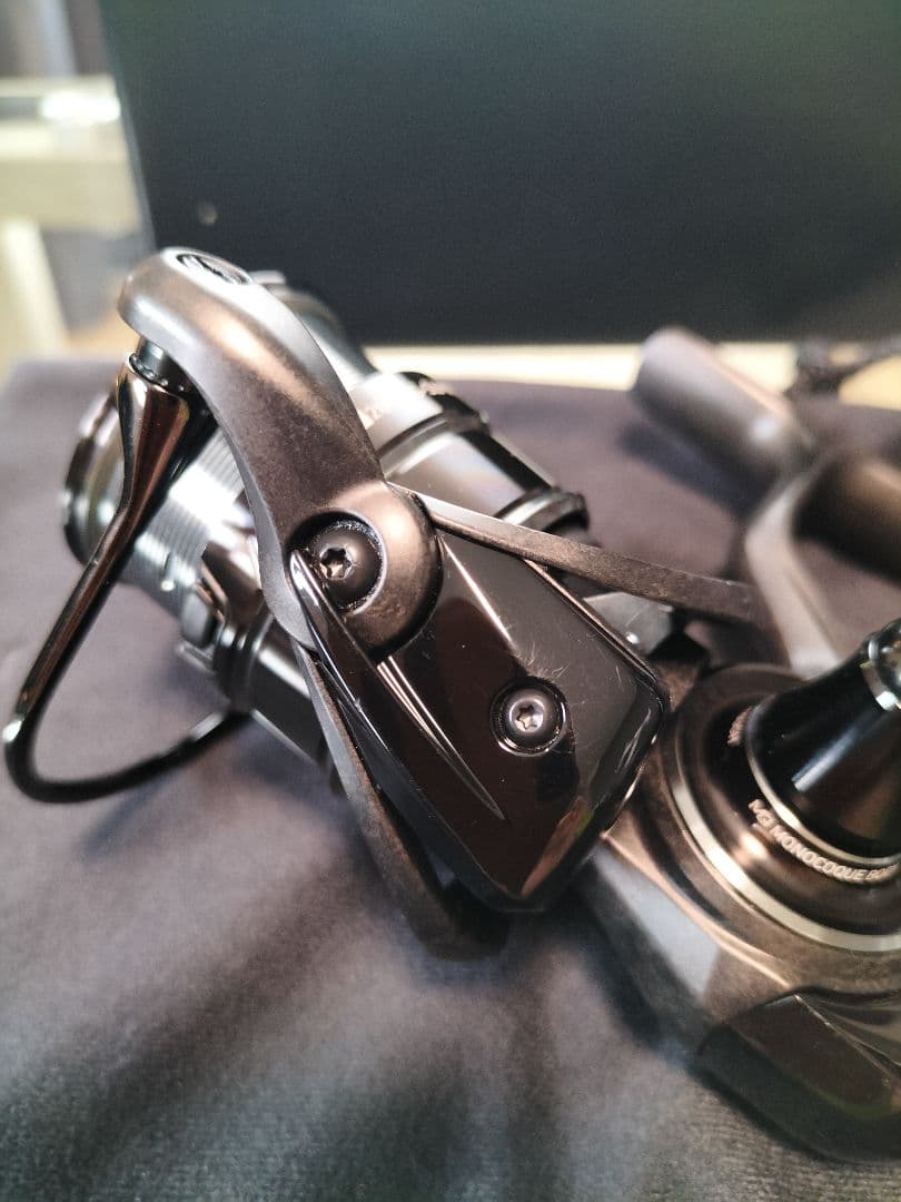 ダイワ SLPワークス ディスプラウト21 DS LT2000SS 黒い特務機2