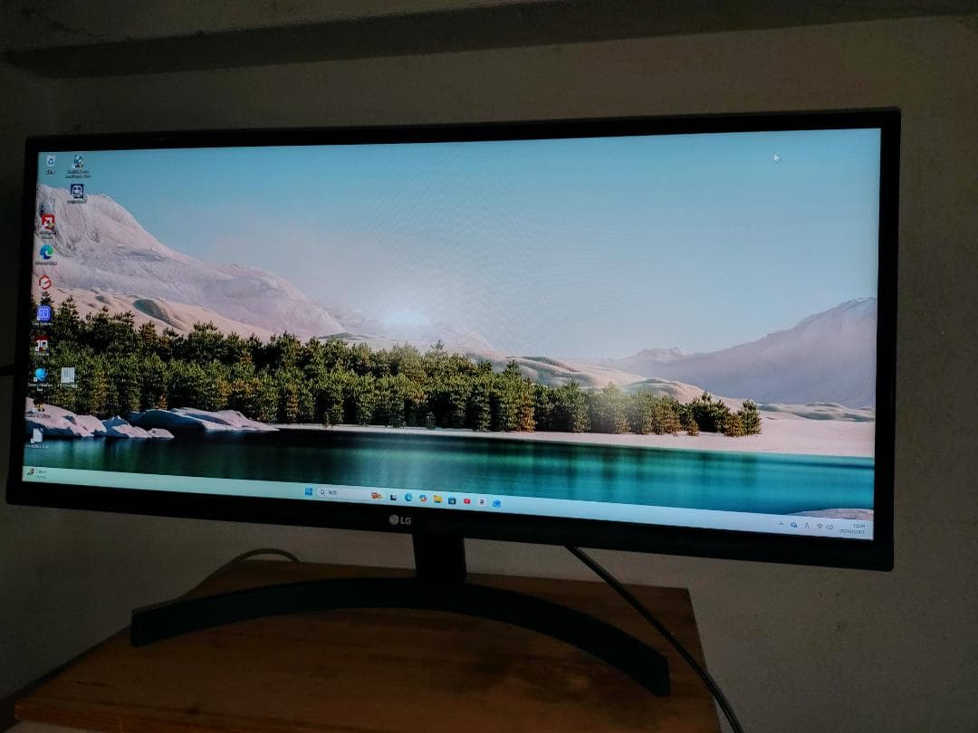 LG ウルトラワイドモニター　29wl500-b 2023年製