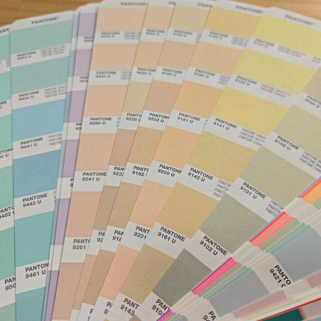 PANTONE 色見本PASTELS&NEONS Coated&Uncoated