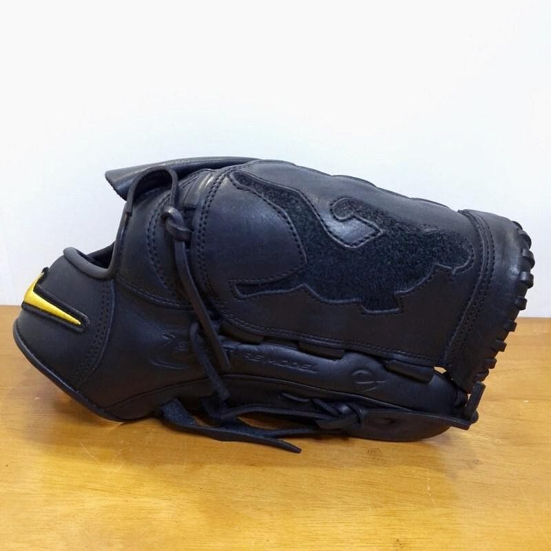 NIKE ナイキ 上原浩治モデル シルエット 激レア 投手用 軟式グローブ