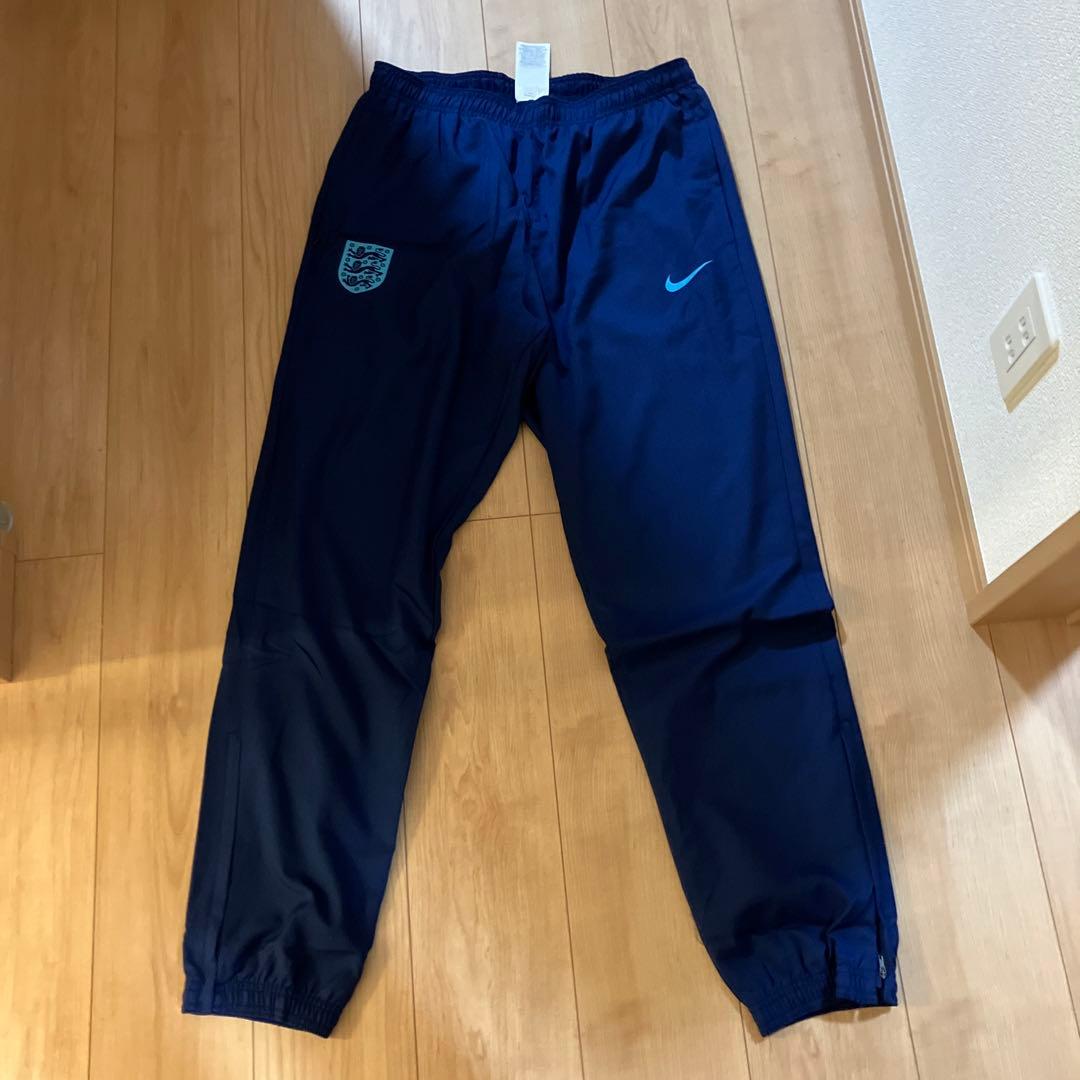 イングランド代表　トラックスーツ　サイズL