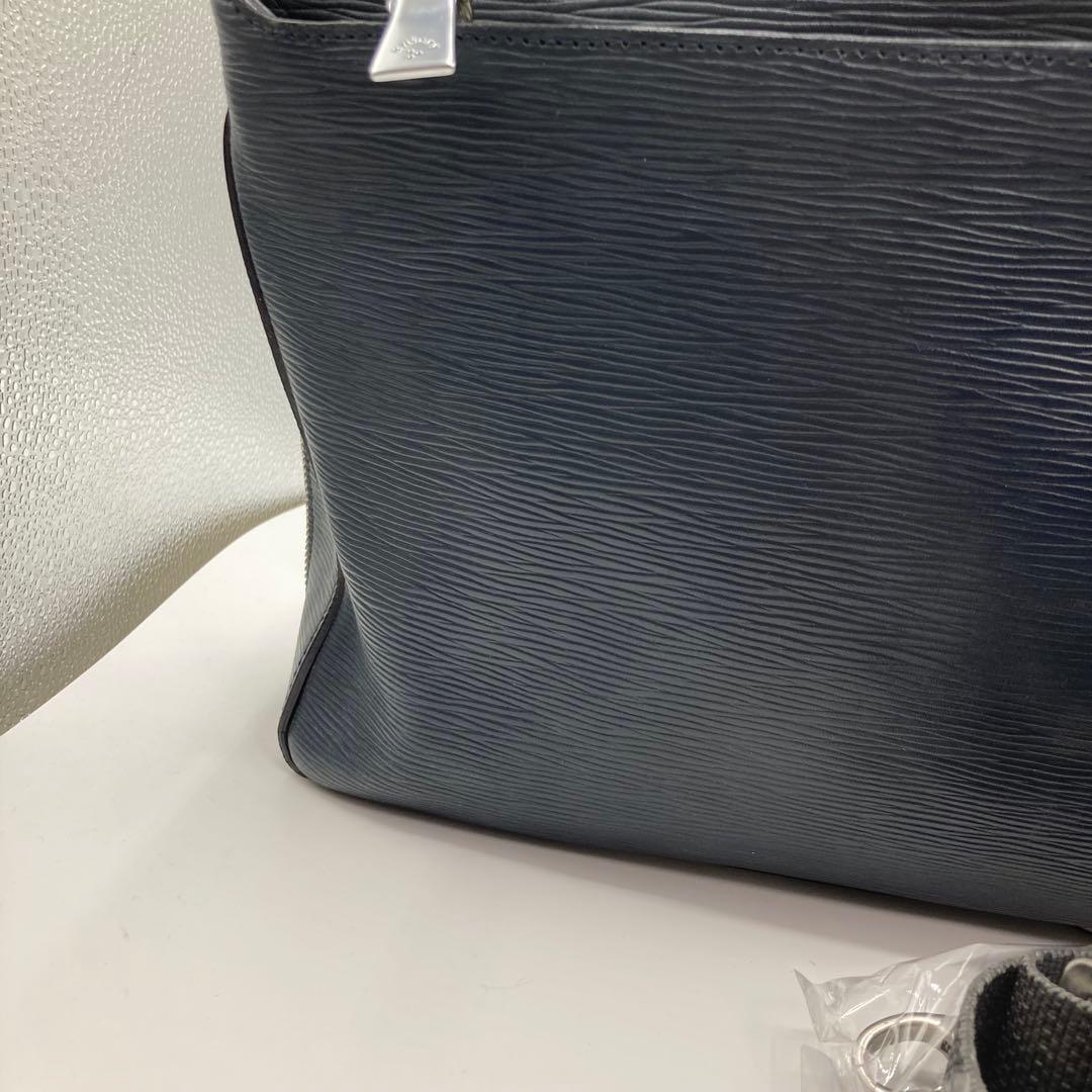 美品♡A4可♡aniary アニアリ ウェーブレザー 2way ビジネスバッグ