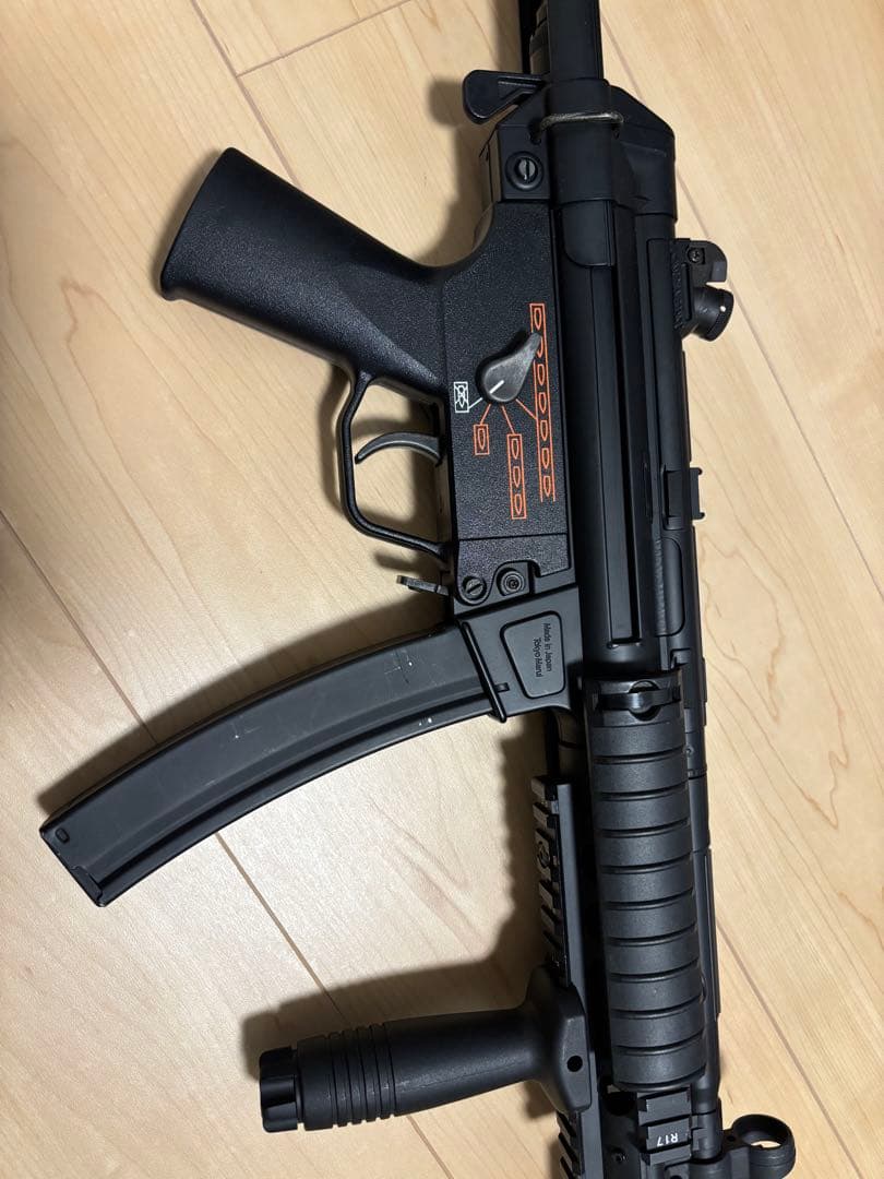 東京マルイ　MP5 電動ガン