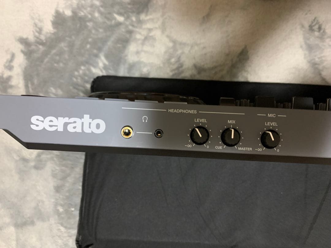 DDJ-FLX6 GT 本体＋専用バッグ＋ケーブル　セット売り