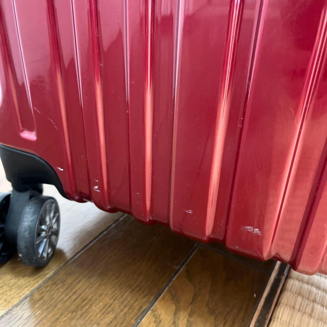 wise:ly（ワイズリー）のキャリーケース 赤 4輪 機内持ち込み可