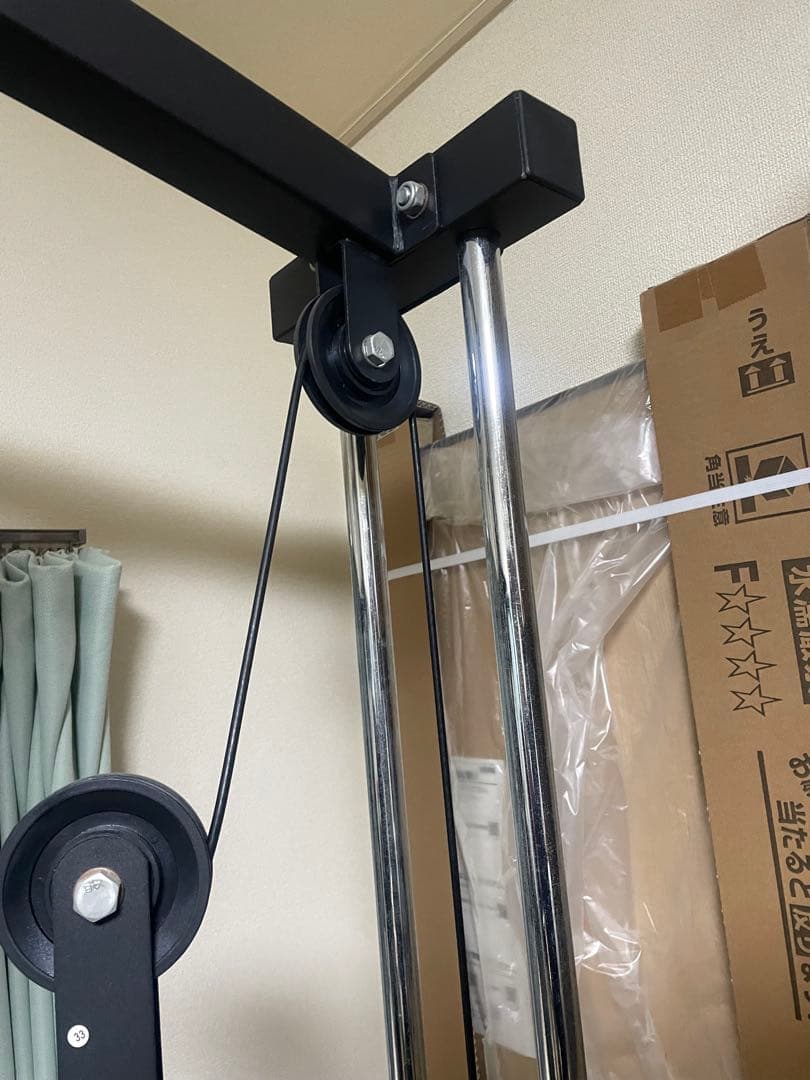 W ウェイトトレーニングマシン