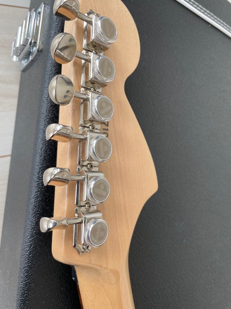 ギター navigator custom ST