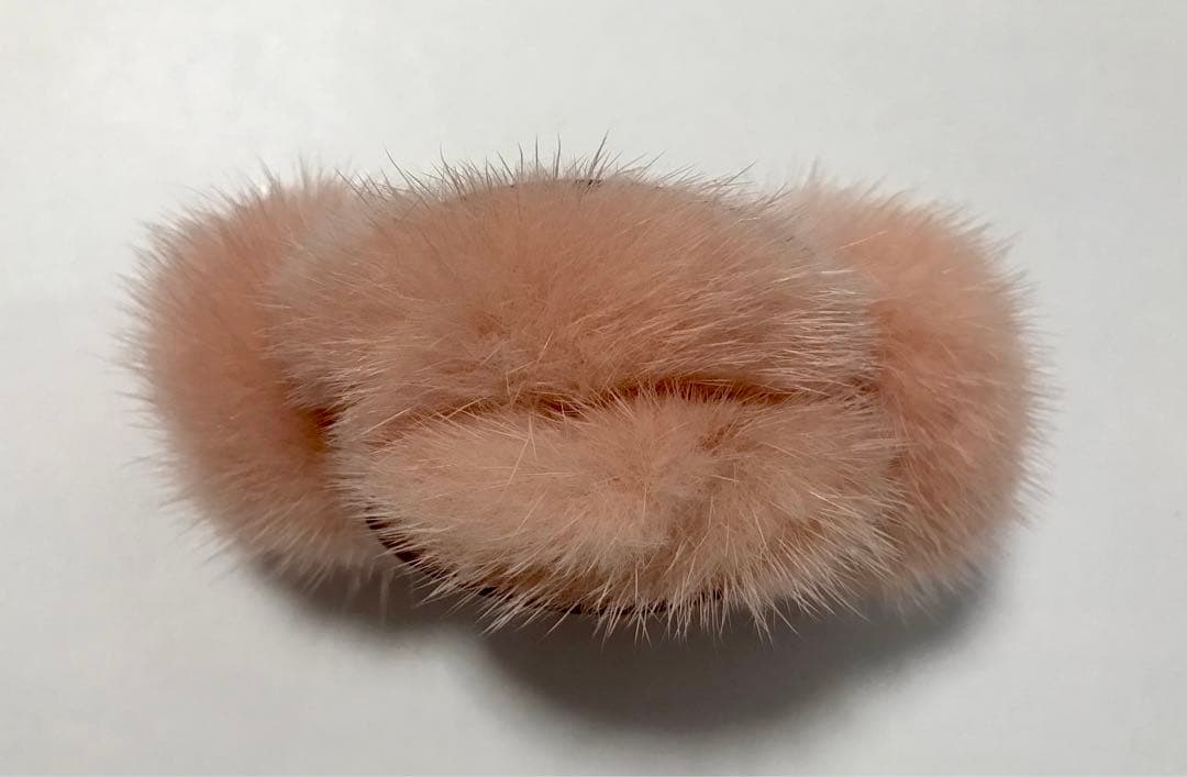 未使用　acca アッカ　ミンクファー　クリップ　ピンク