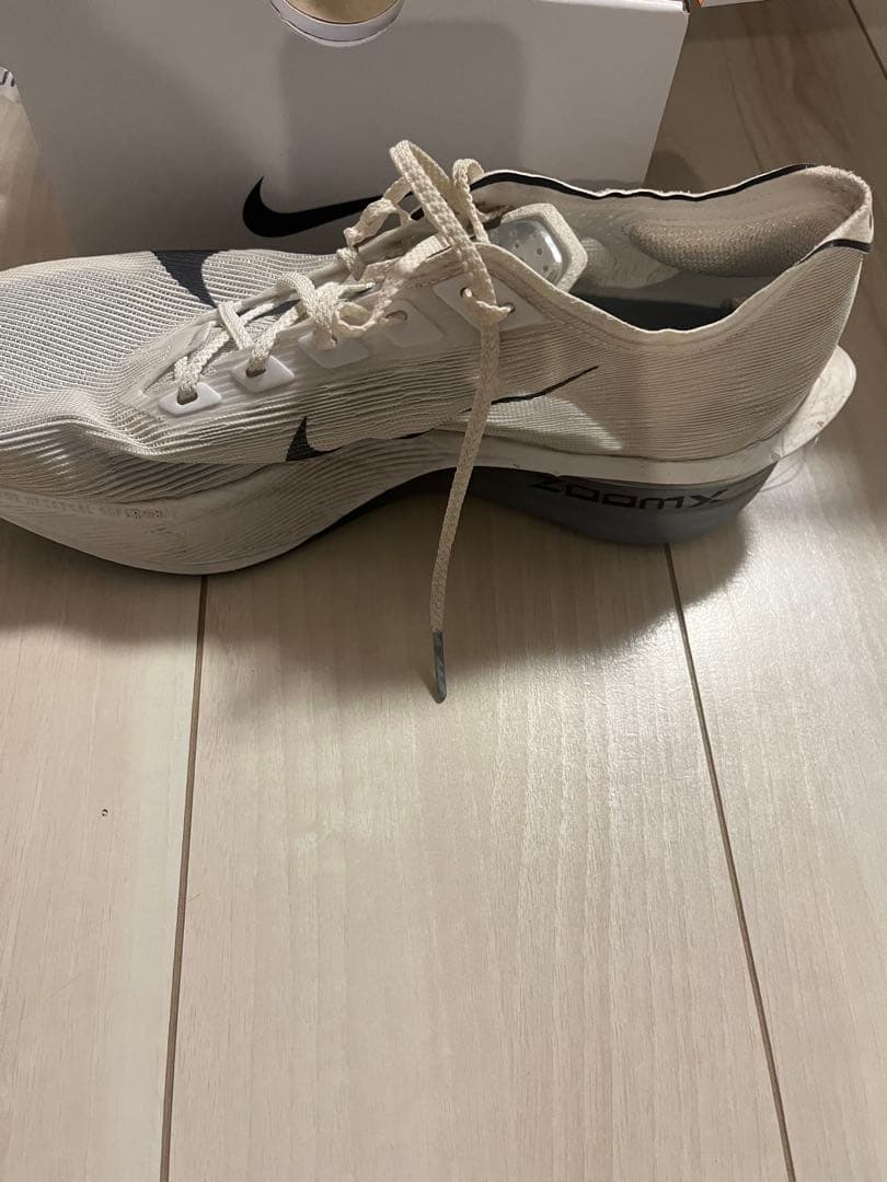 NIKE ヴェイパーフライ4サイズ26.5cm