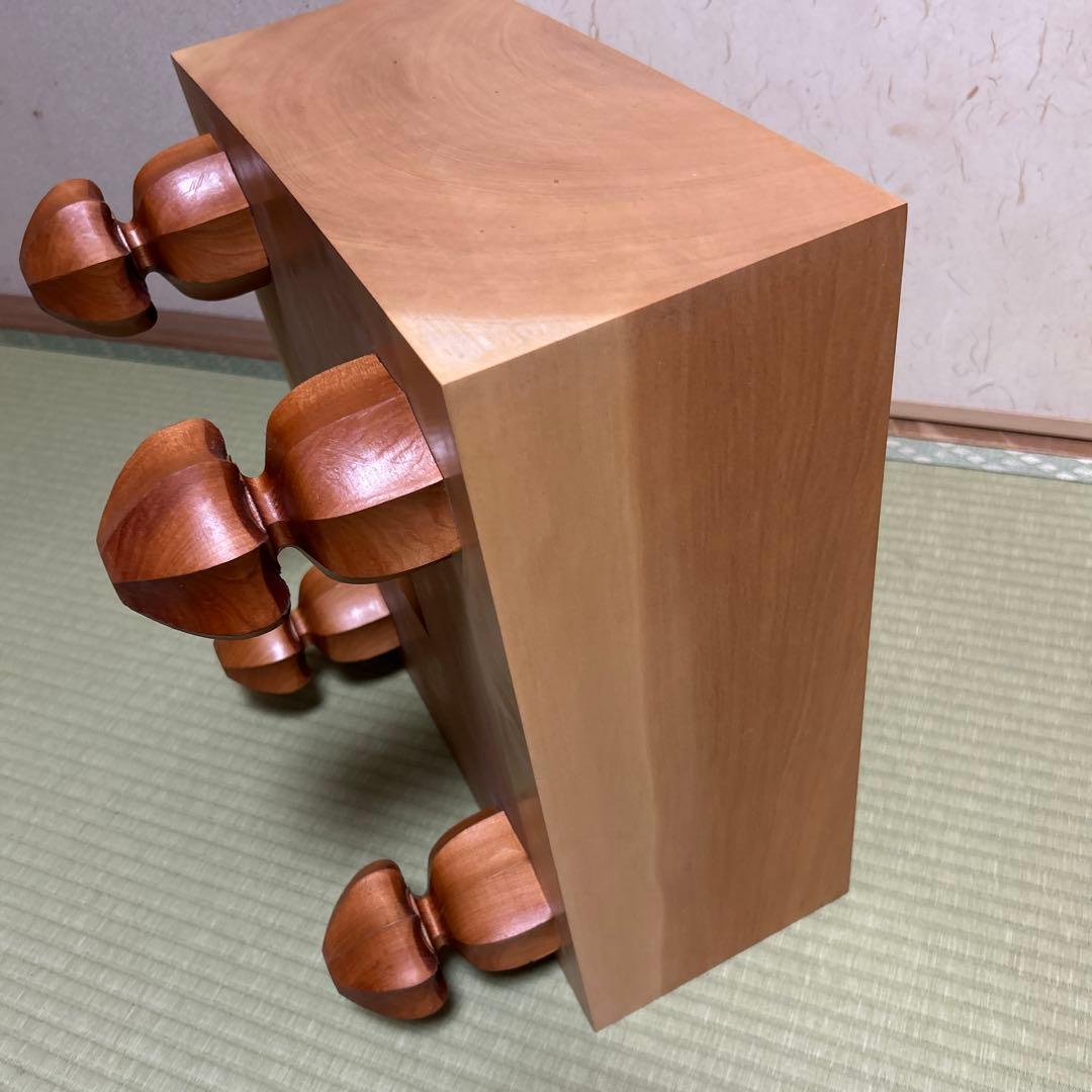 岡村碁盤店本榧囲碁盤と雪印本蛤黒那智碁石セット