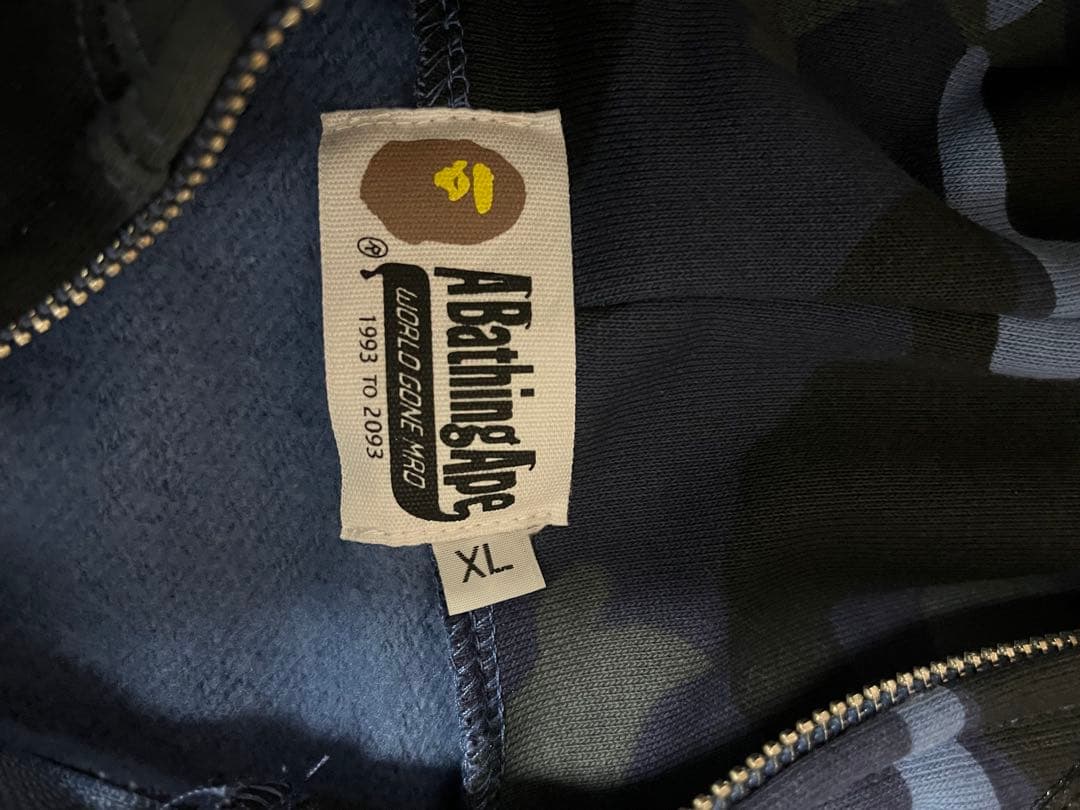 Bape パーカーシャークデザイン パーカー　レア　XLサイズ 袋付き