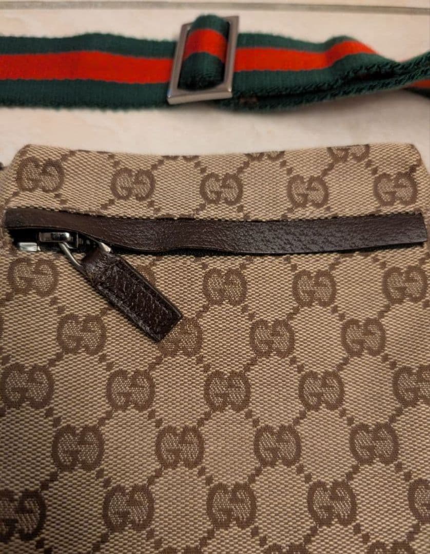 GUCCI ウエストポーチボディバッグ GGキャンバス シェリーライン ブラウン